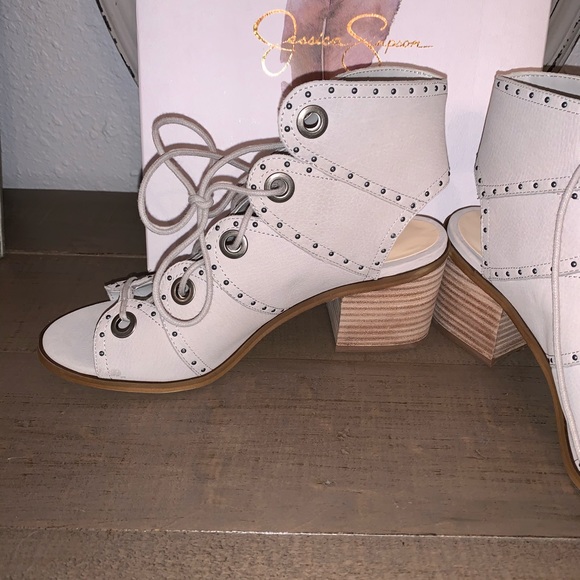 Jessica Simpson booties - Picture 2 of 3